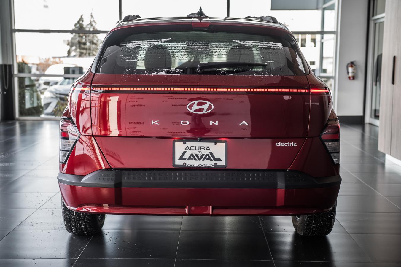 2024 Hyundai Kona Electric - Image 10