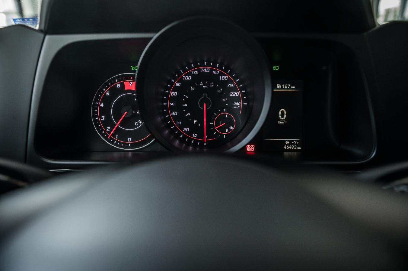 2022 Hyundai Elantra - Image 16