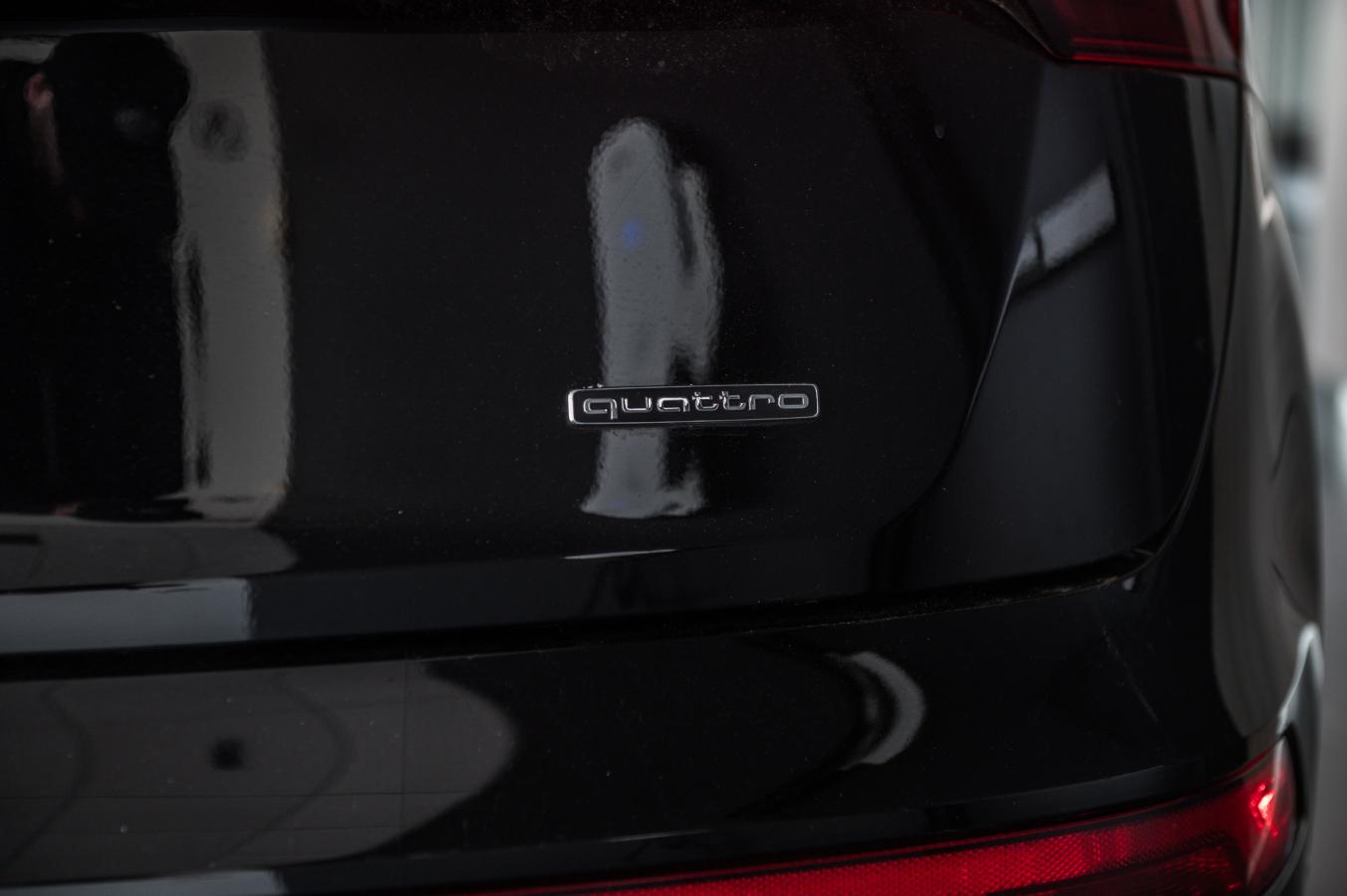 2021 Audi Q5 - Image 12