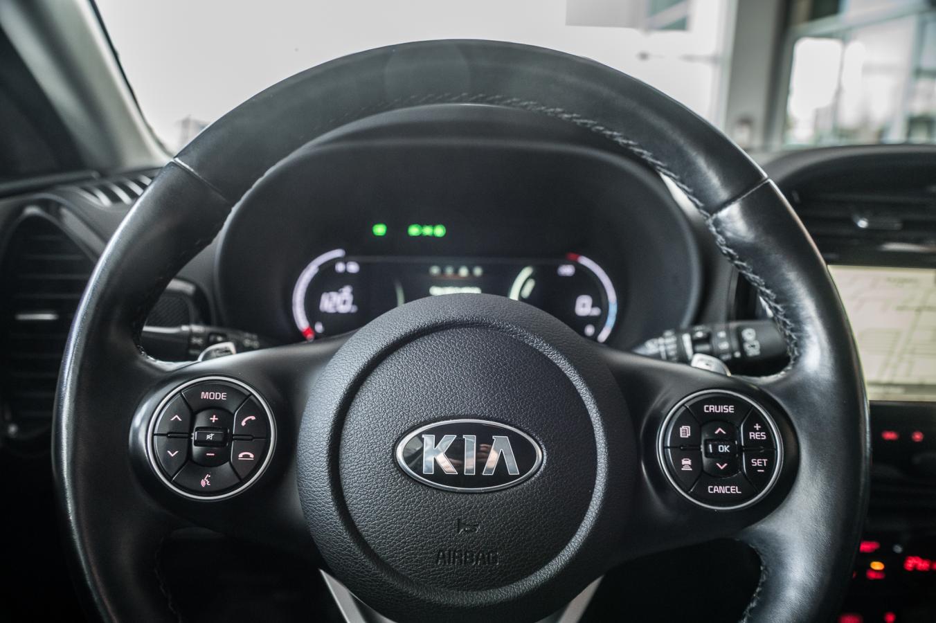 2021 Kia Soul EV - Image 38