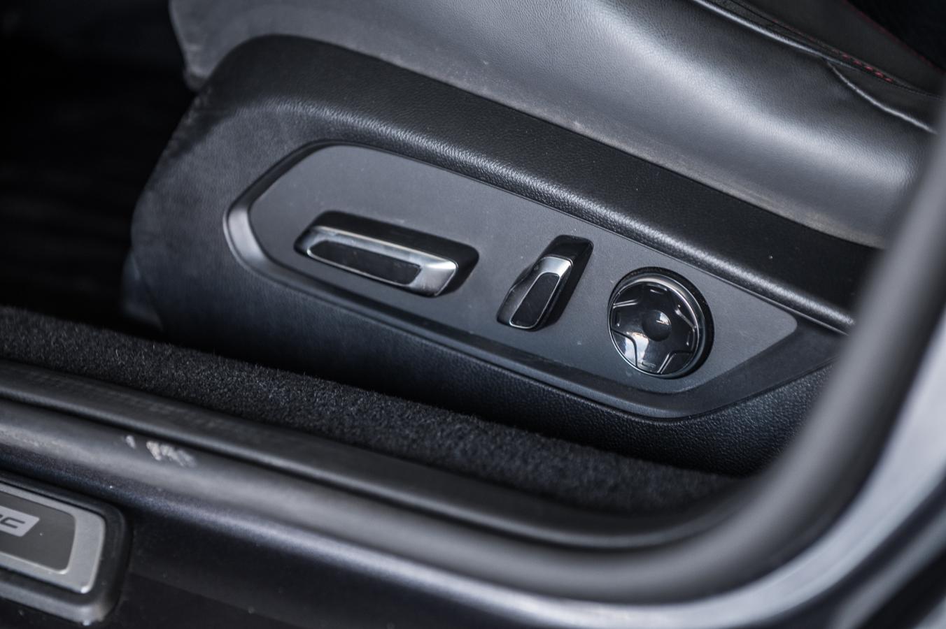 2022 Acura TLX - Image 16