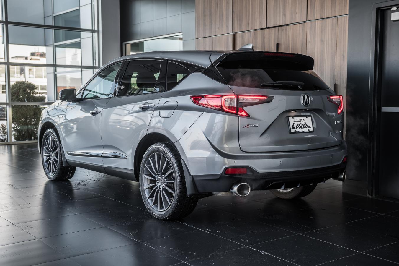 2023 Acura RDX - Image 7