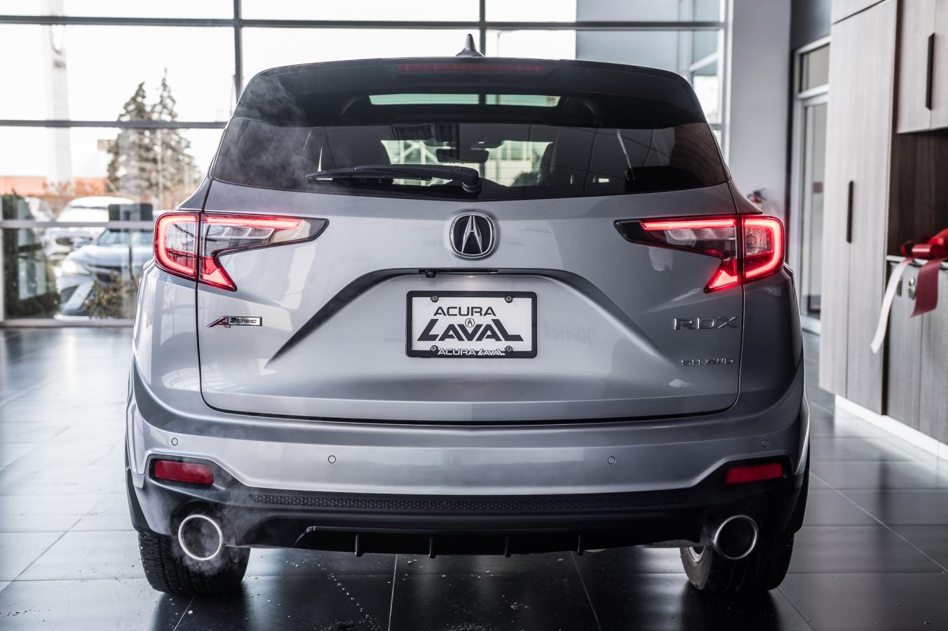 2023 Acura RDX - Image 8