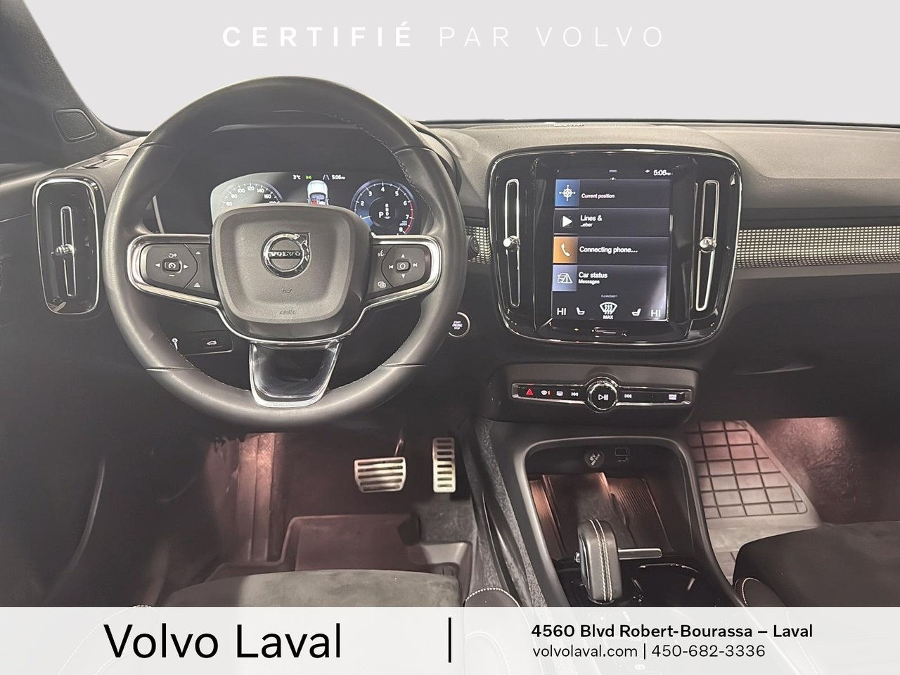 2022 Volvo XC40 - Image 12