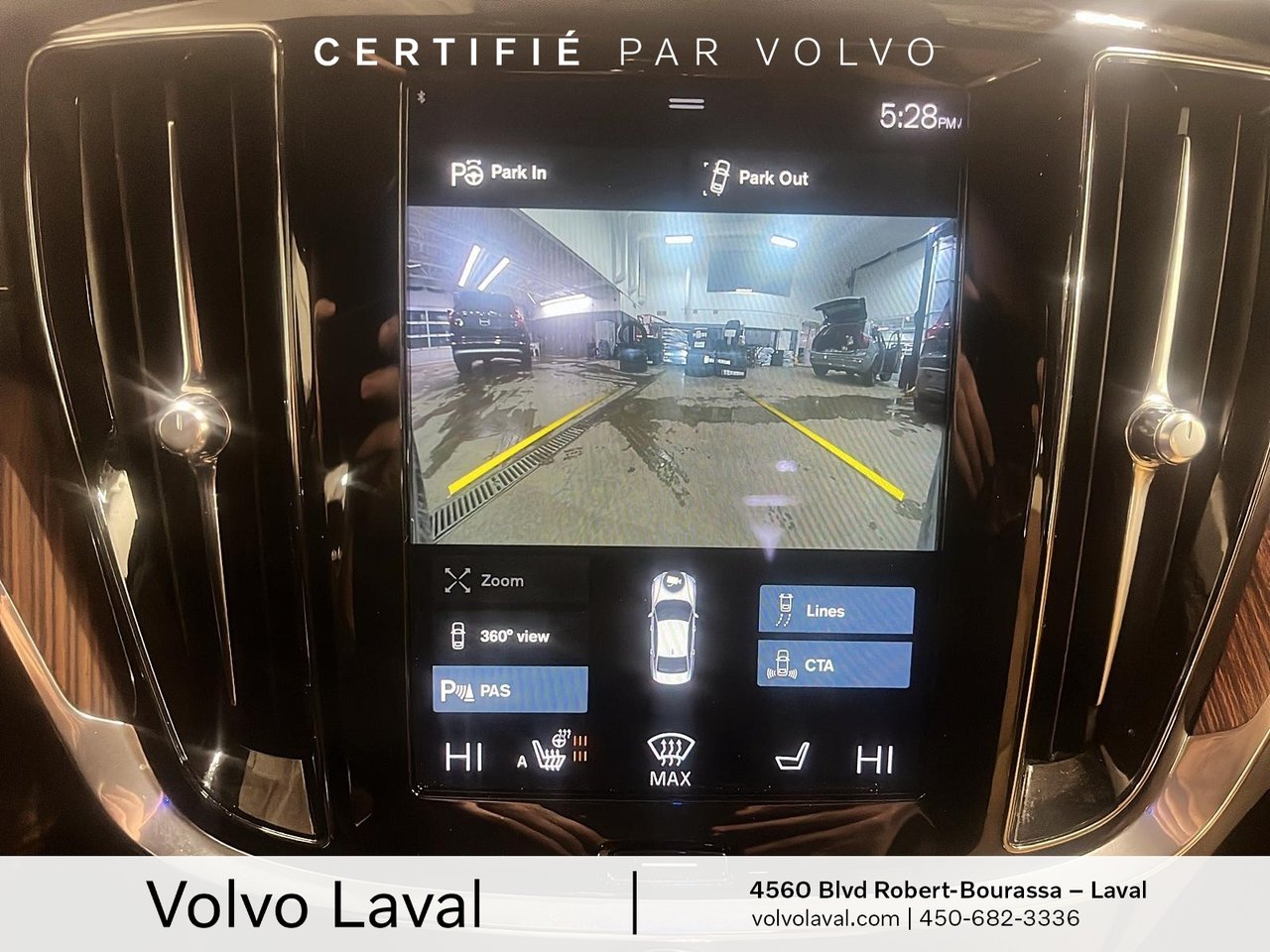 2022 Volvo S60 - Image 17