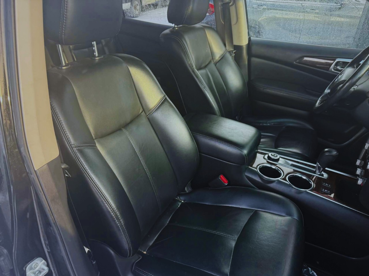 2015 Nissan Pathfinder - Image 12