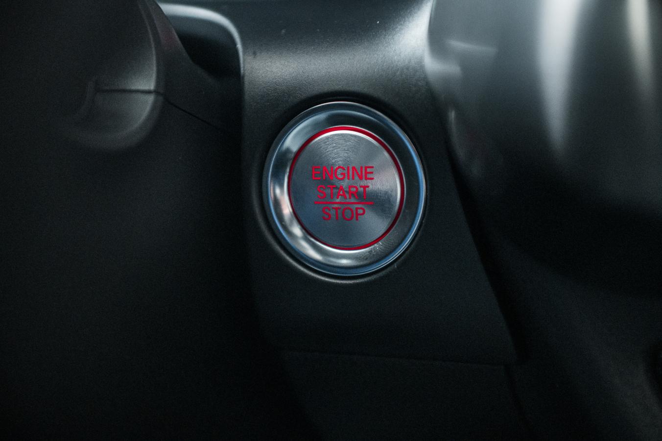 2025 Acura ADX - Image 21