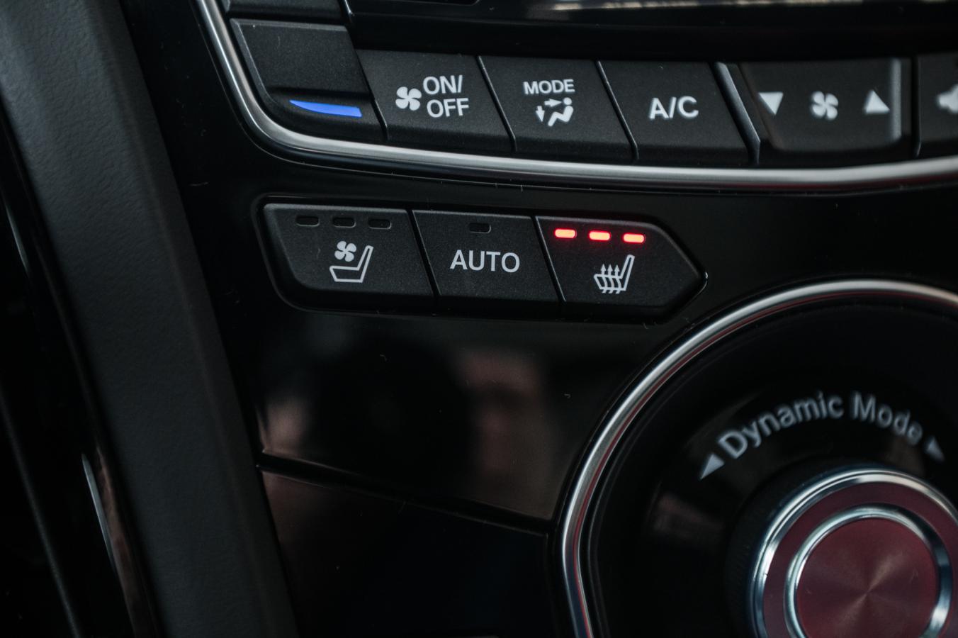 2025 Acura RDX - Image 25