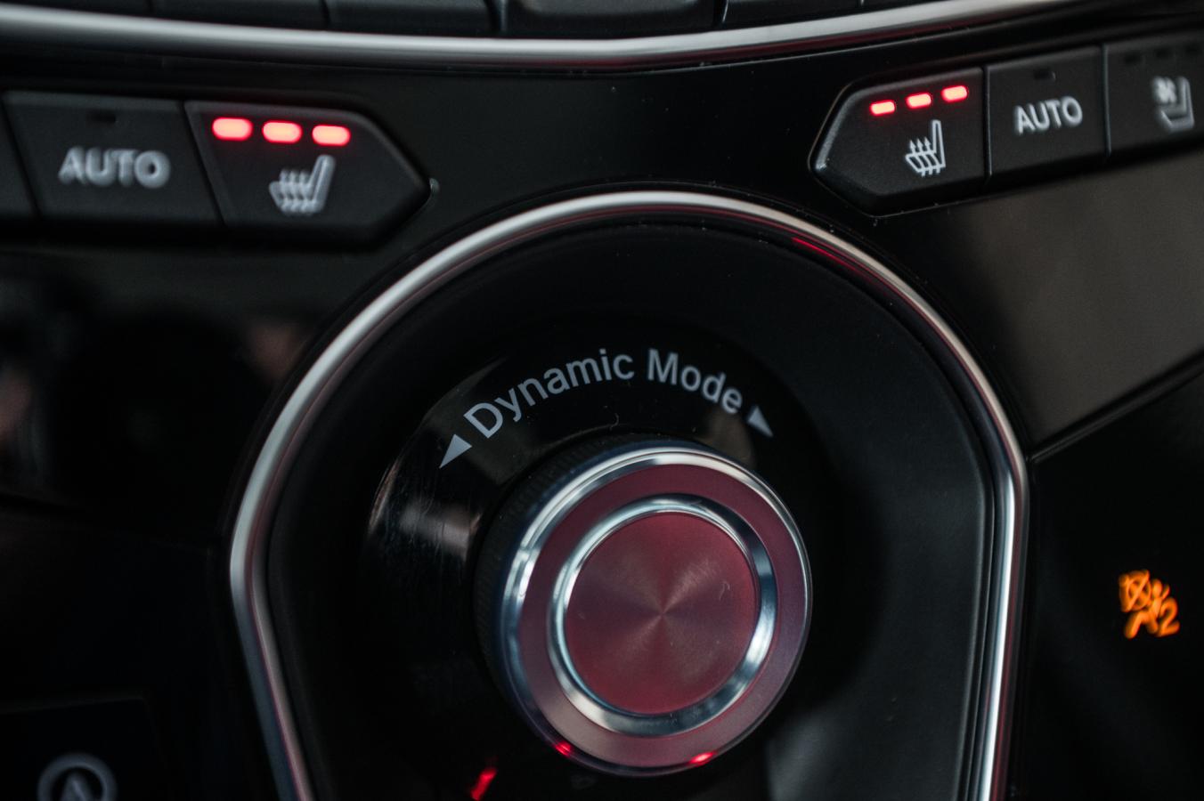 2025 Acura RDX - Image 27