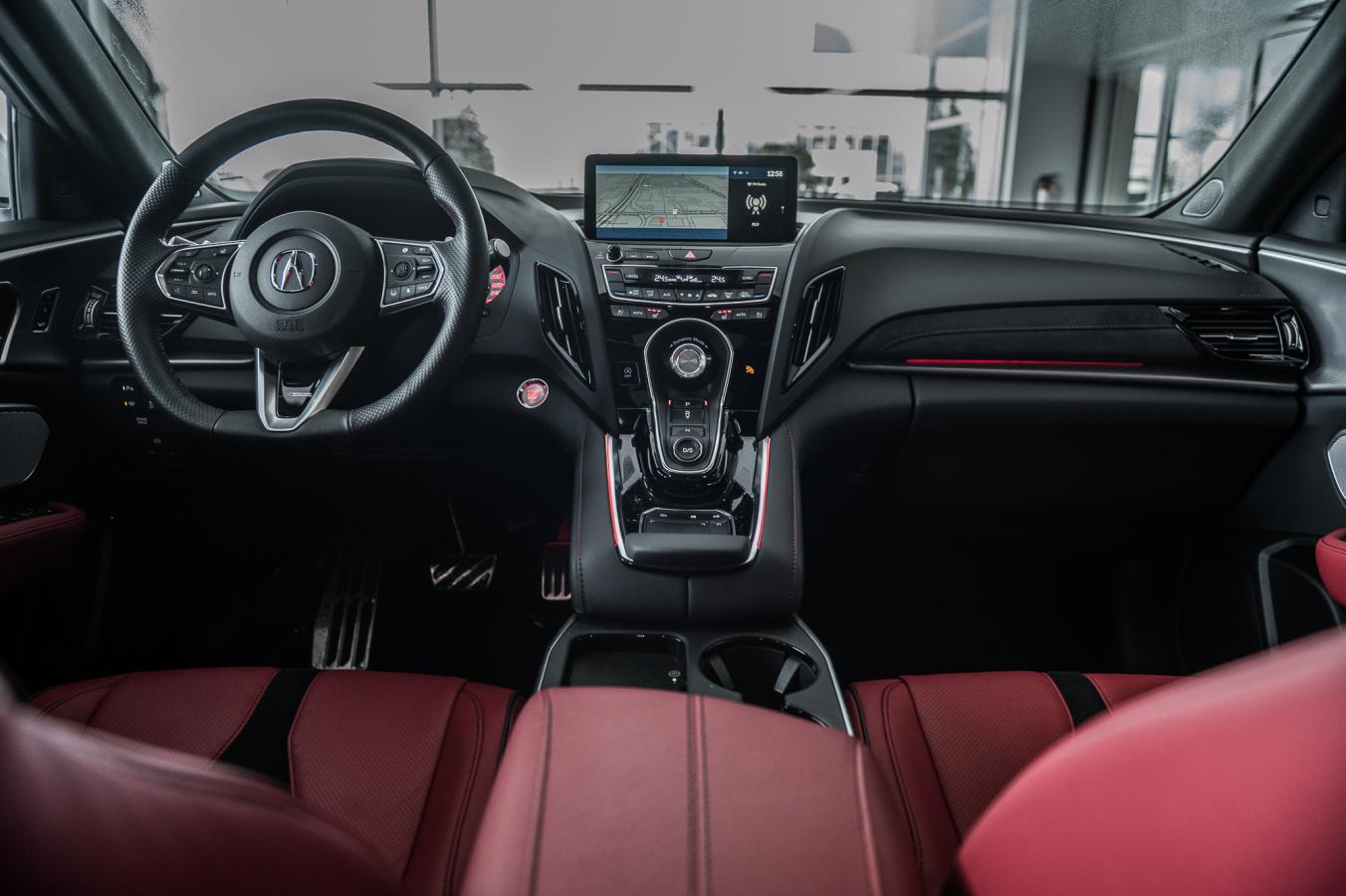 2025 Acura RDX - Image 31