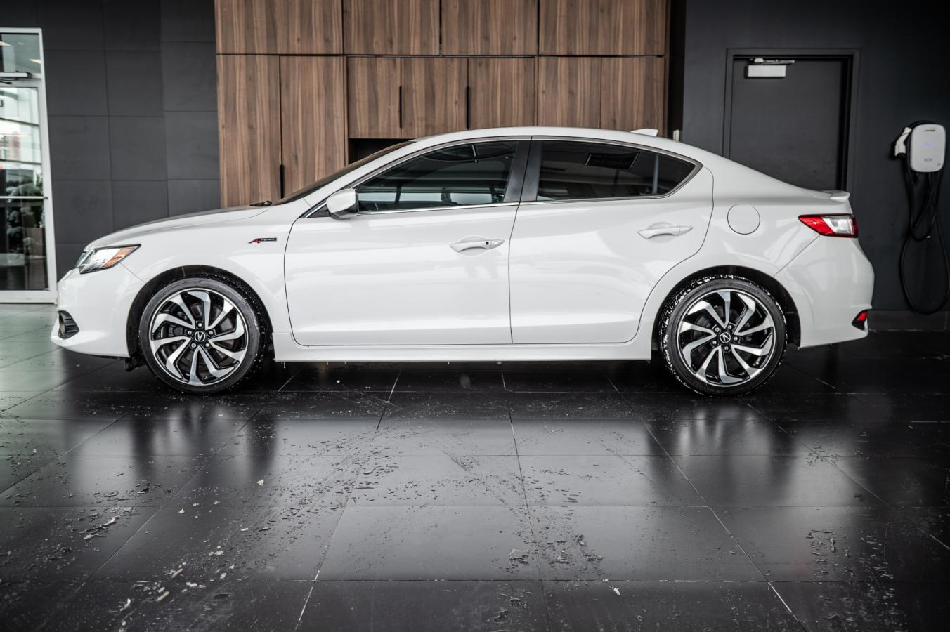 2018 Acura ILX - Image 24