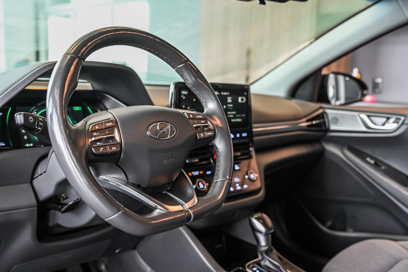 2020 Hyundai IONIQ Hybrid - Image 29