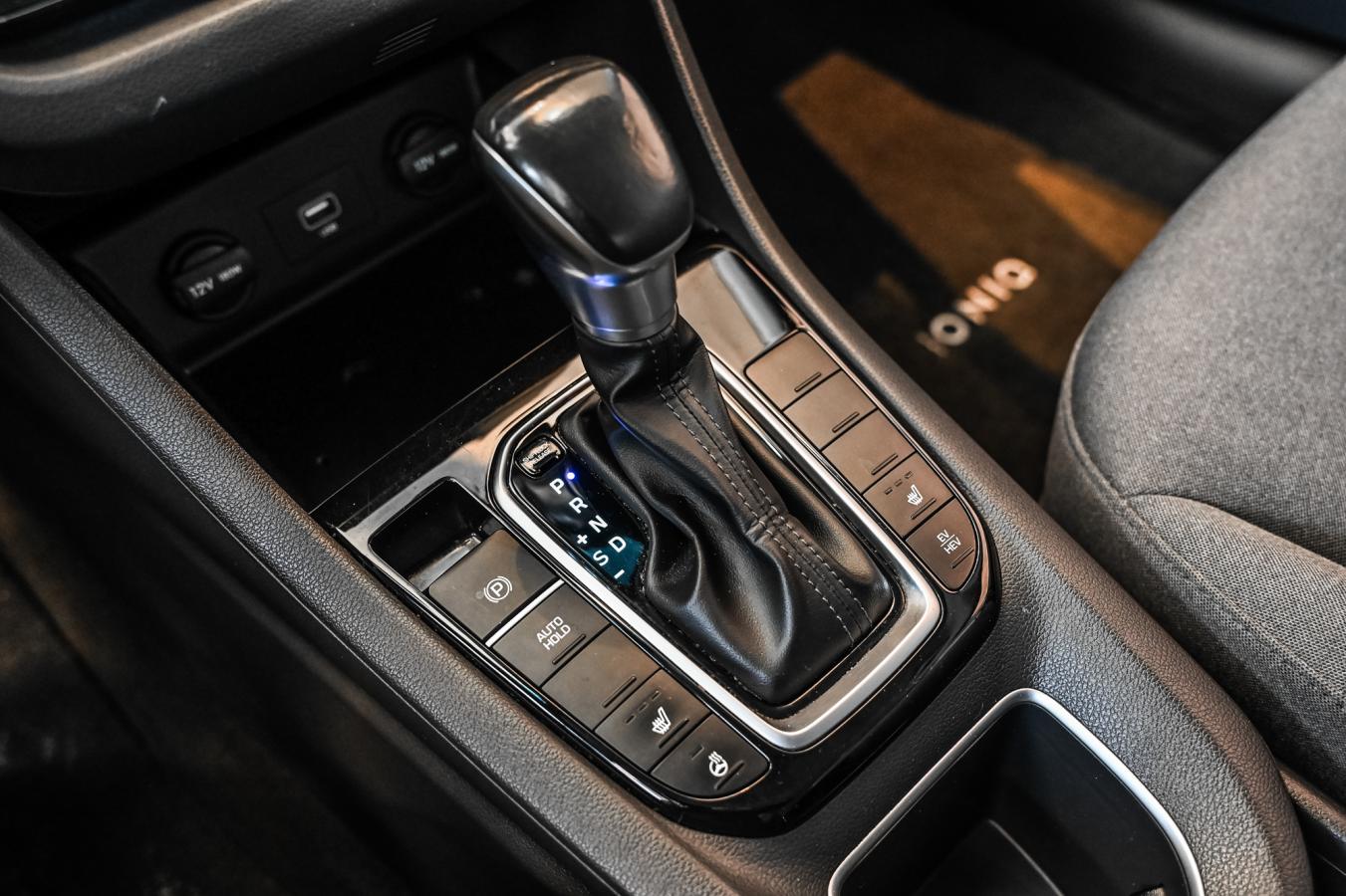 2020 Hyundai IONIQ Hybrid - Image 32