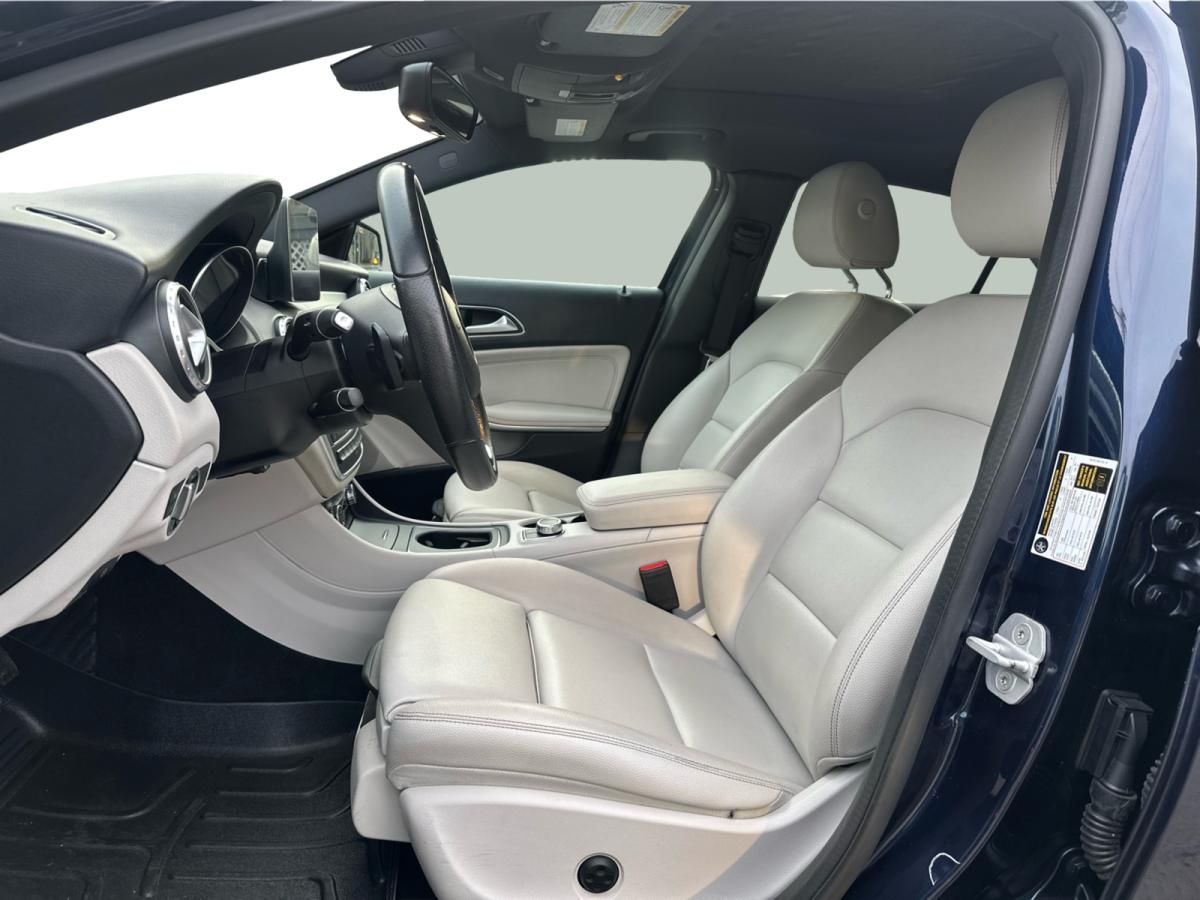 2017 Mercedes-Benz GLA 250 - Image 27