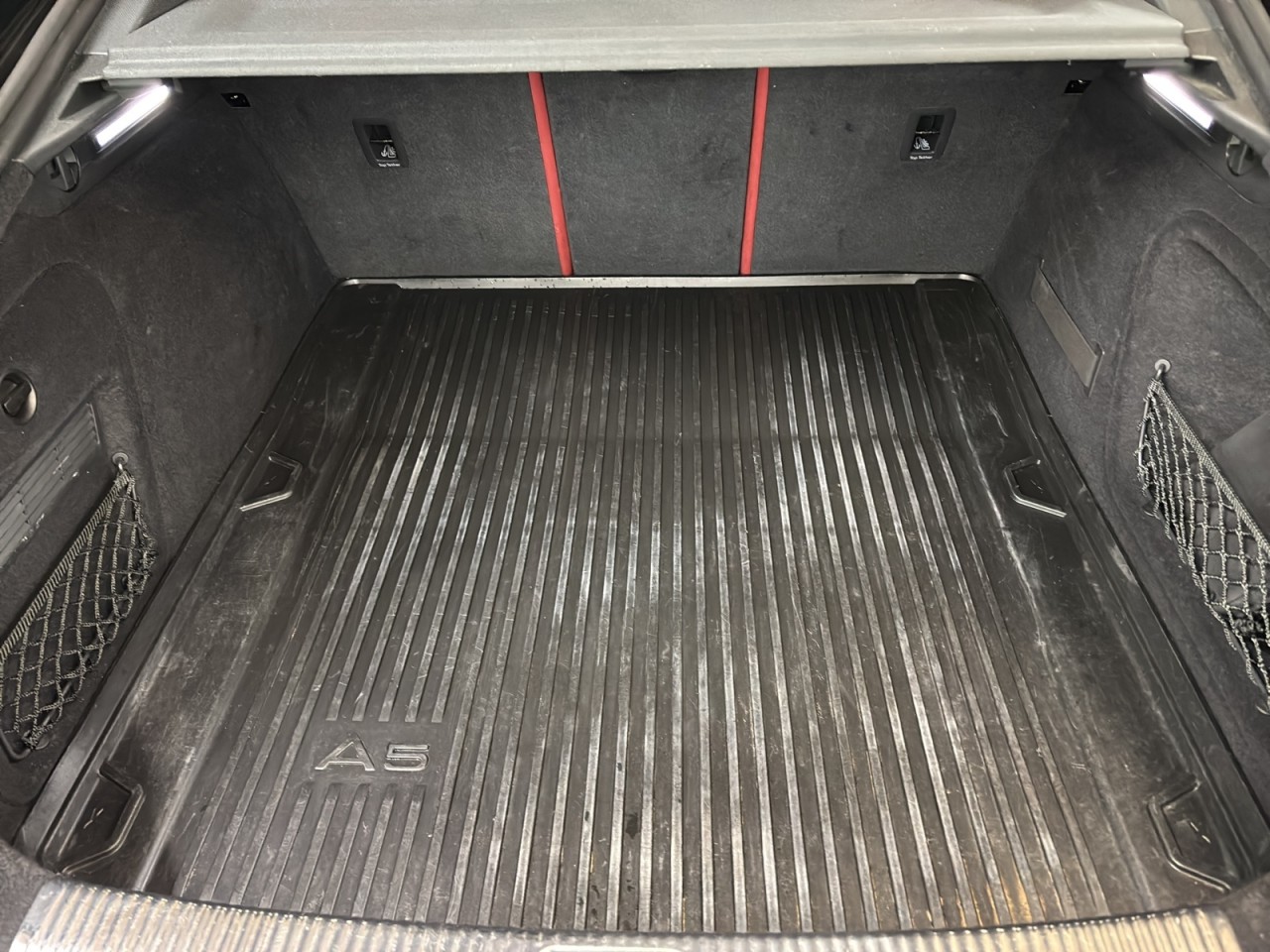 2022 Audi S5 Sportback - Image 12