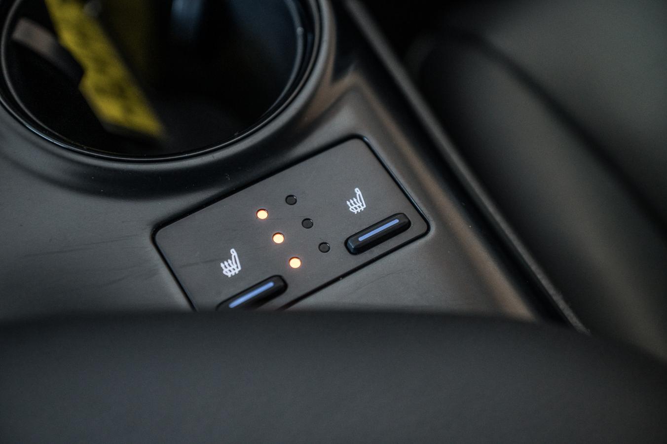 2019 Toyota Camry - Image 43