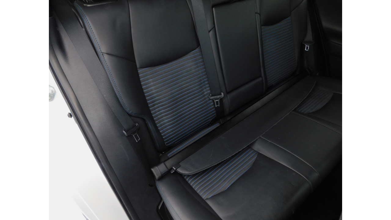 2019 Toyota RAV4 - Image 17