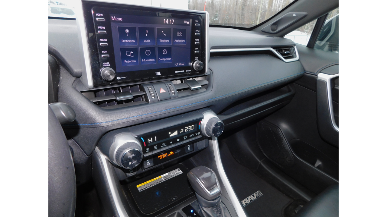 2019 Toyota RAV4 - Image 29