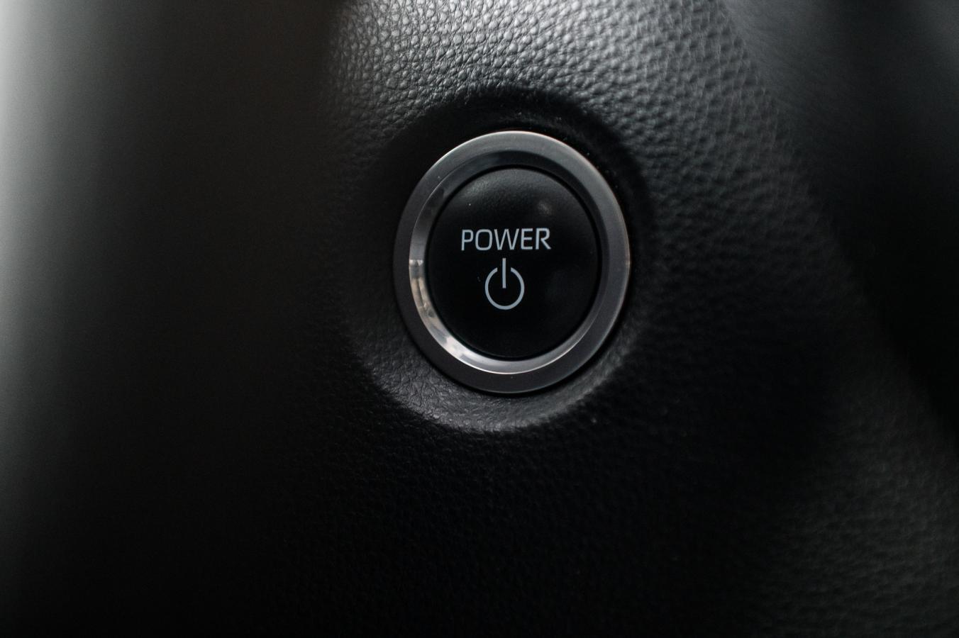 2023 Toyota Corolla - Image 19