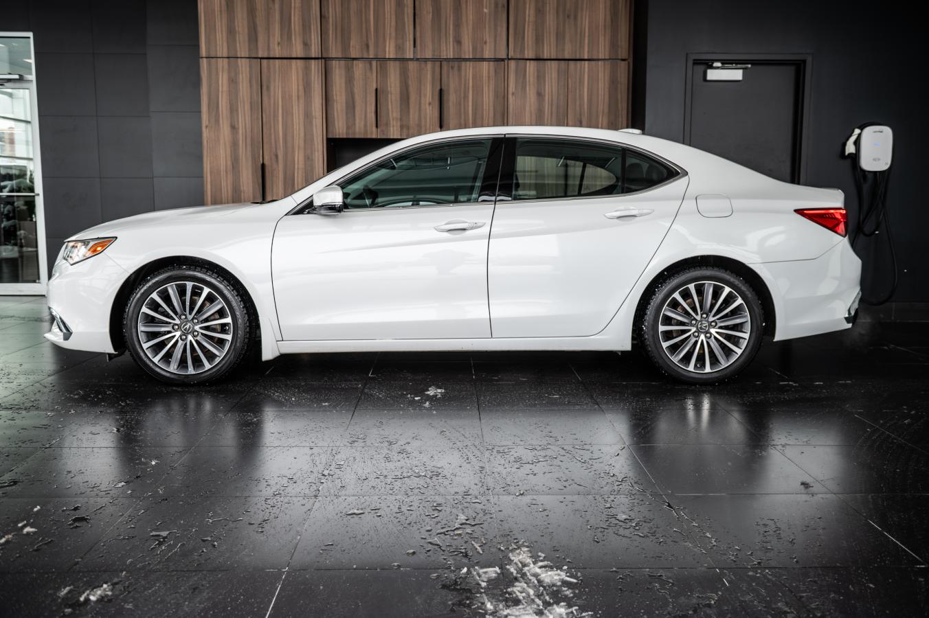 2019 Acura TLX - Image 6