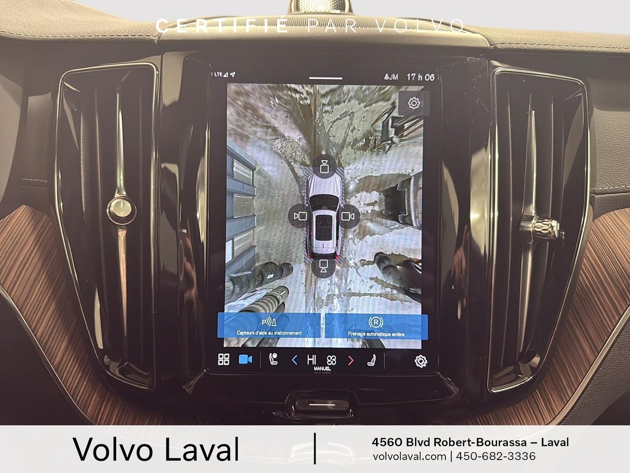 2022 Volvo XC60 - Image 14