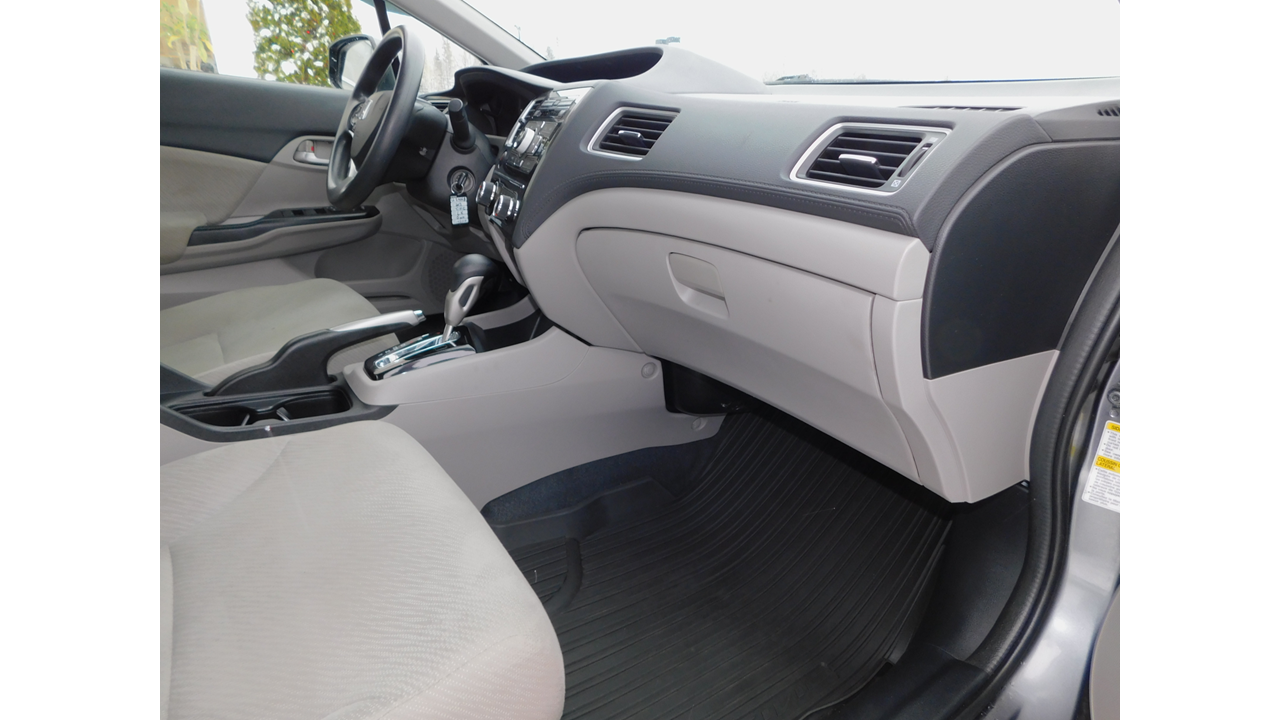 2013 Honda Civic - Image 11