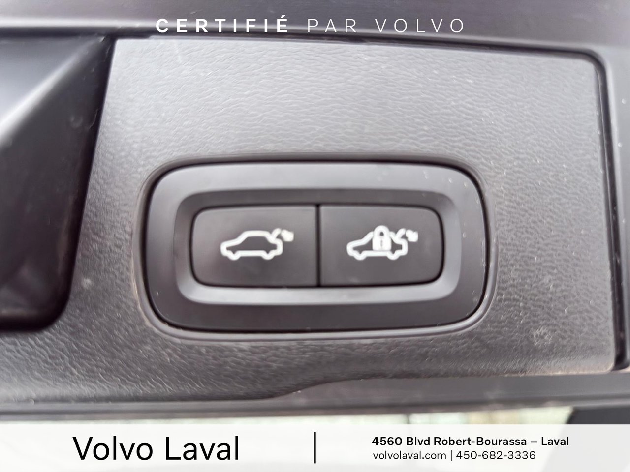 2022 Volvo XC60 Recharge - Image 17