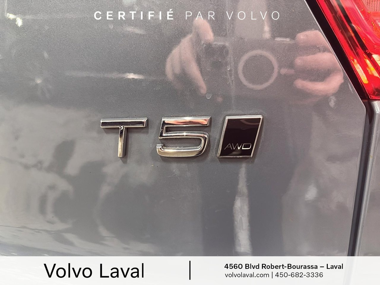 2022 Volvo XC40 - Image 17
