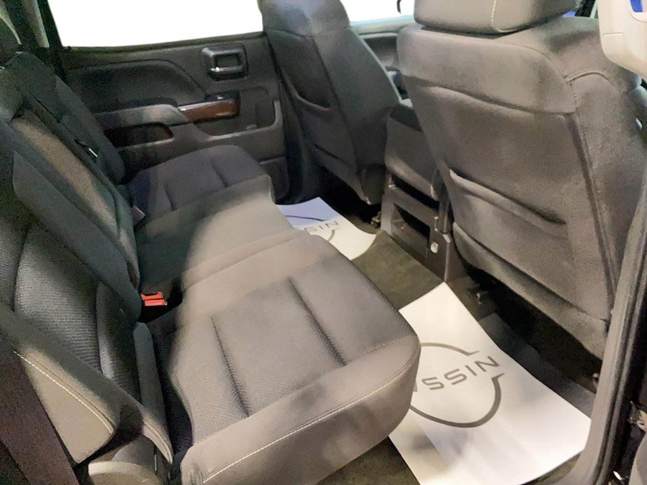 2017 GMC Sierra 1500 - Image 9