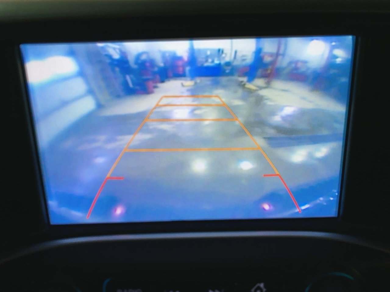 2017 GMC Sierra 1500 - Image 18