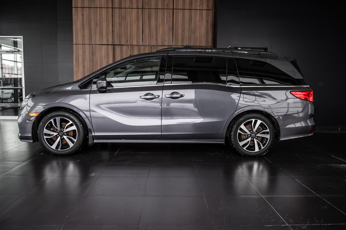 2019 Honda Odyssey - Image 6