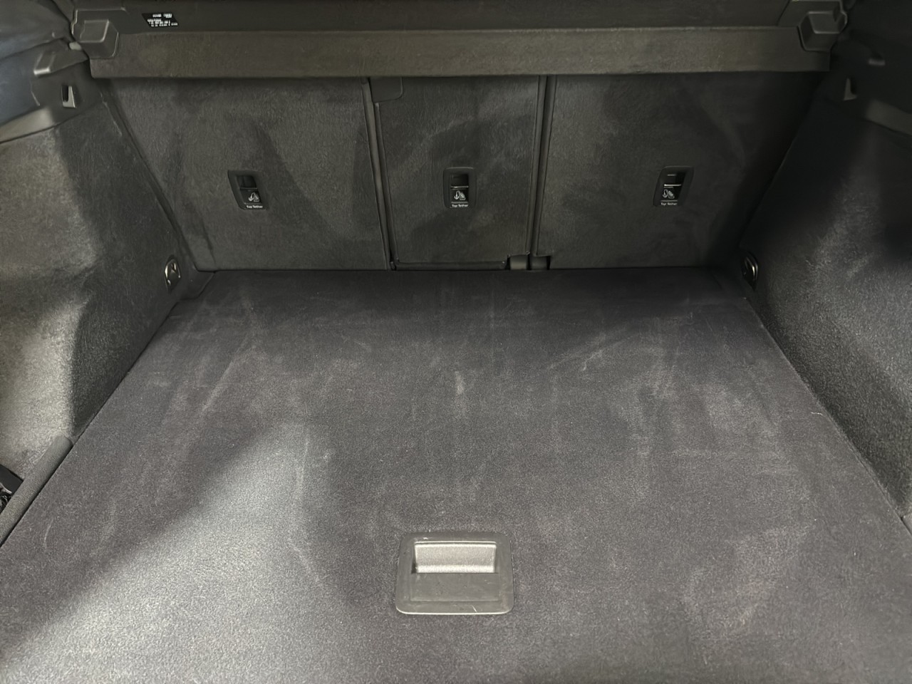 2022 Audi Q3 - Image 10