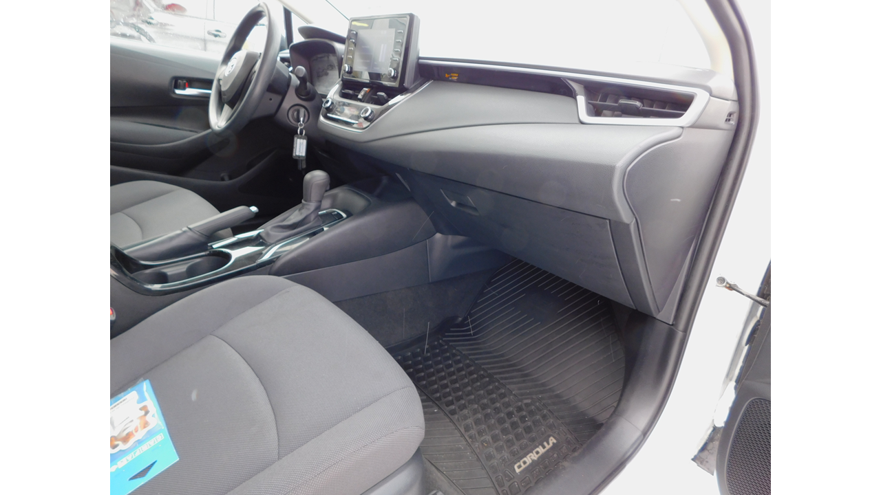 2020 Toyota Corolla - Image 34