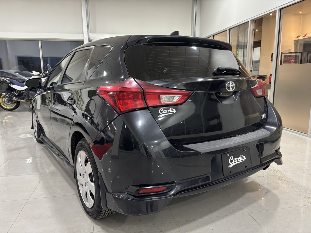 2017 Toyota Corolla iM - Image 8