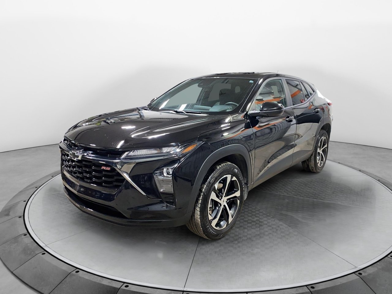 2024 Chevrolet Trax - Image 2