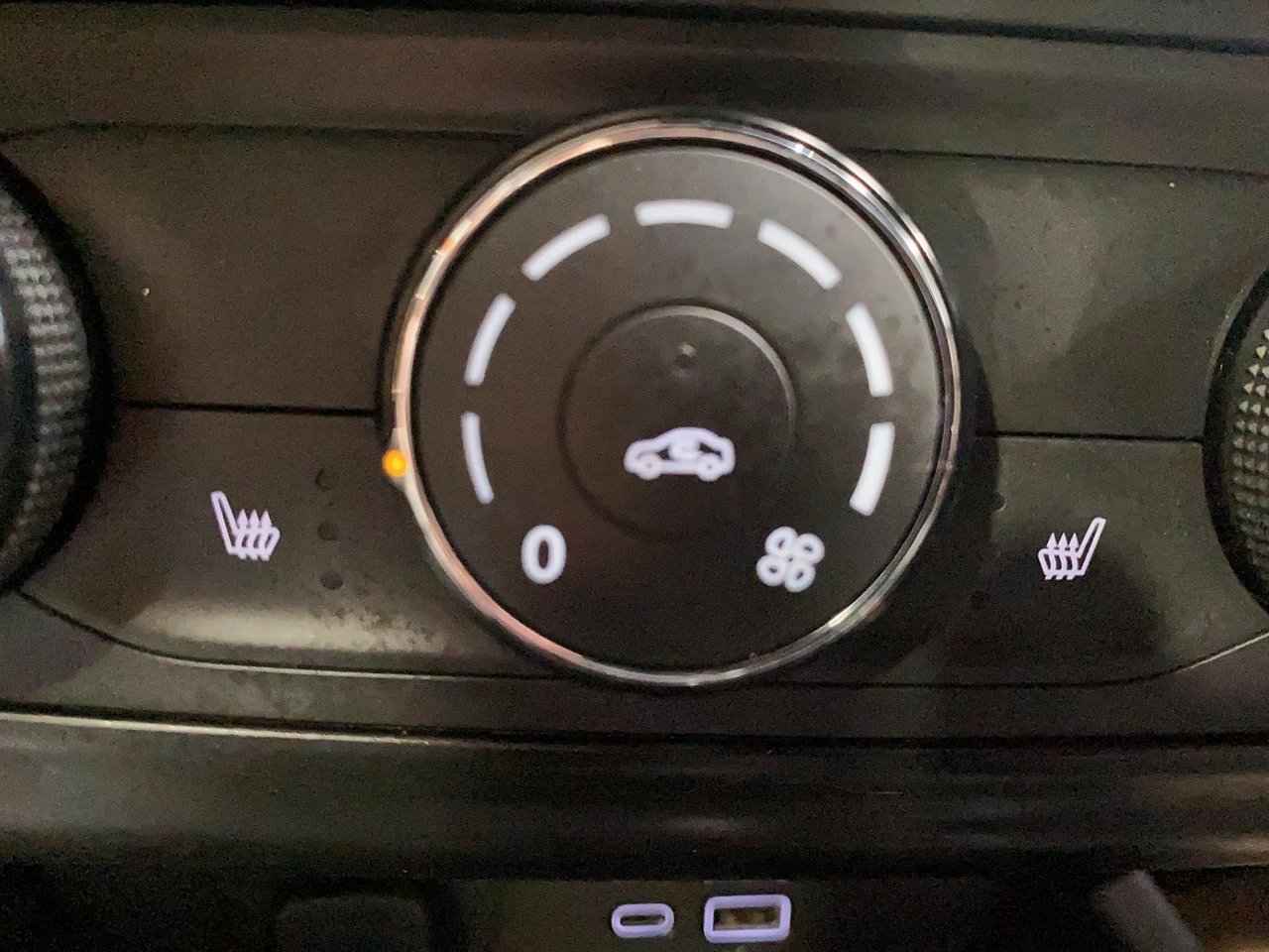 2024 Chevrolet Trax - Image 22