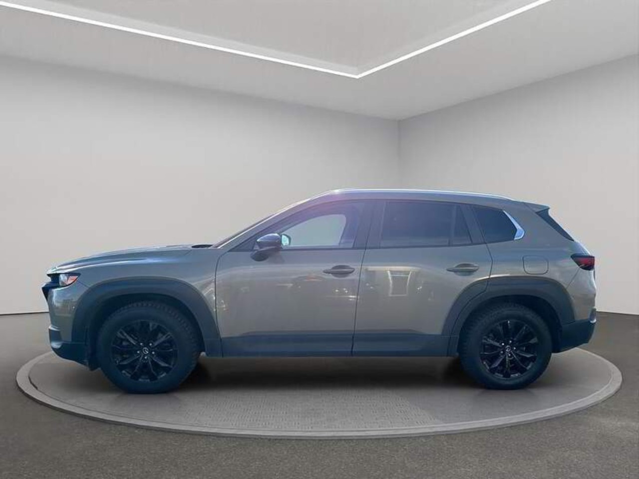 2023 Mazda CX-50 - Image 2