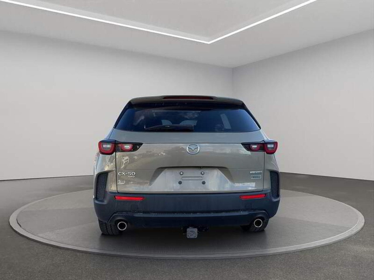 2023 Mazda CX-50 - Image 3