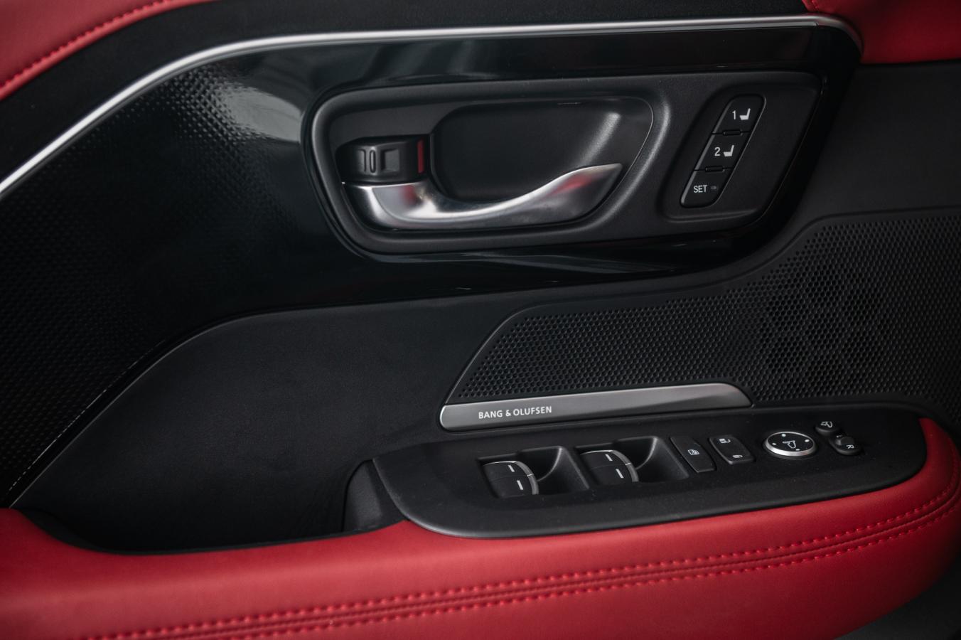 2025 Acura ADX - Image 13