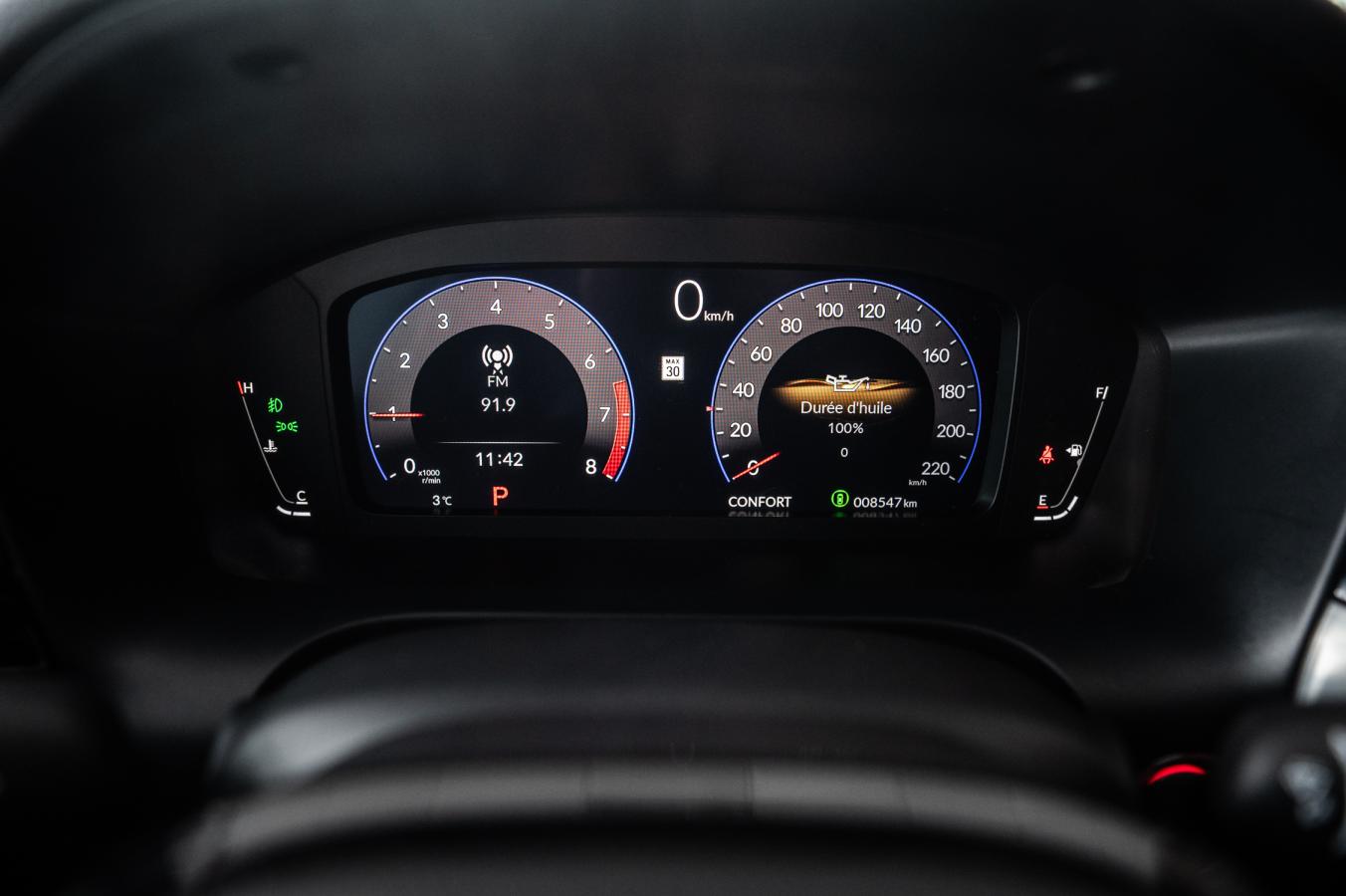 2025 Acura ADX - Image 20