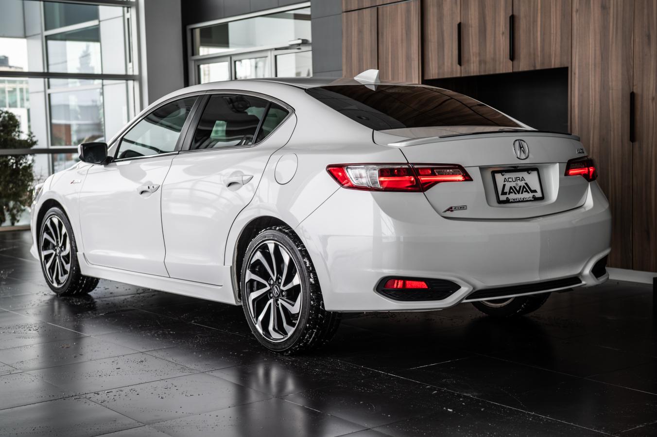 2018 Acura ILX - Image 25