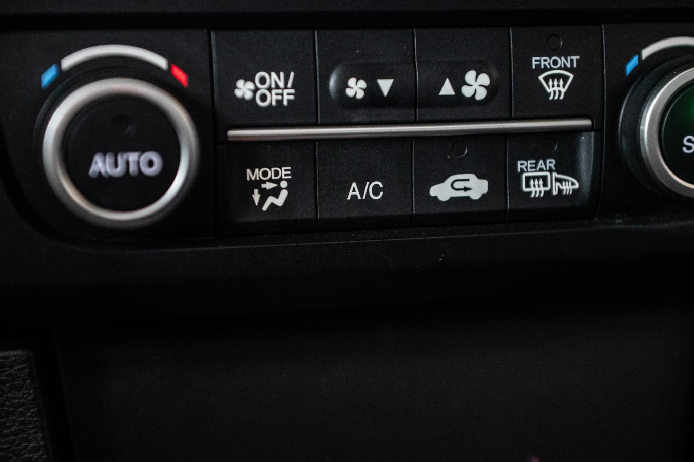 2018 Acura ILX - Image 44