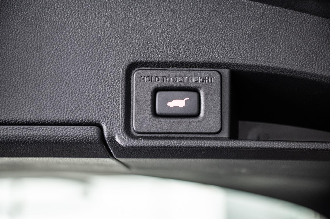 2022 Acura RDX - Image 12