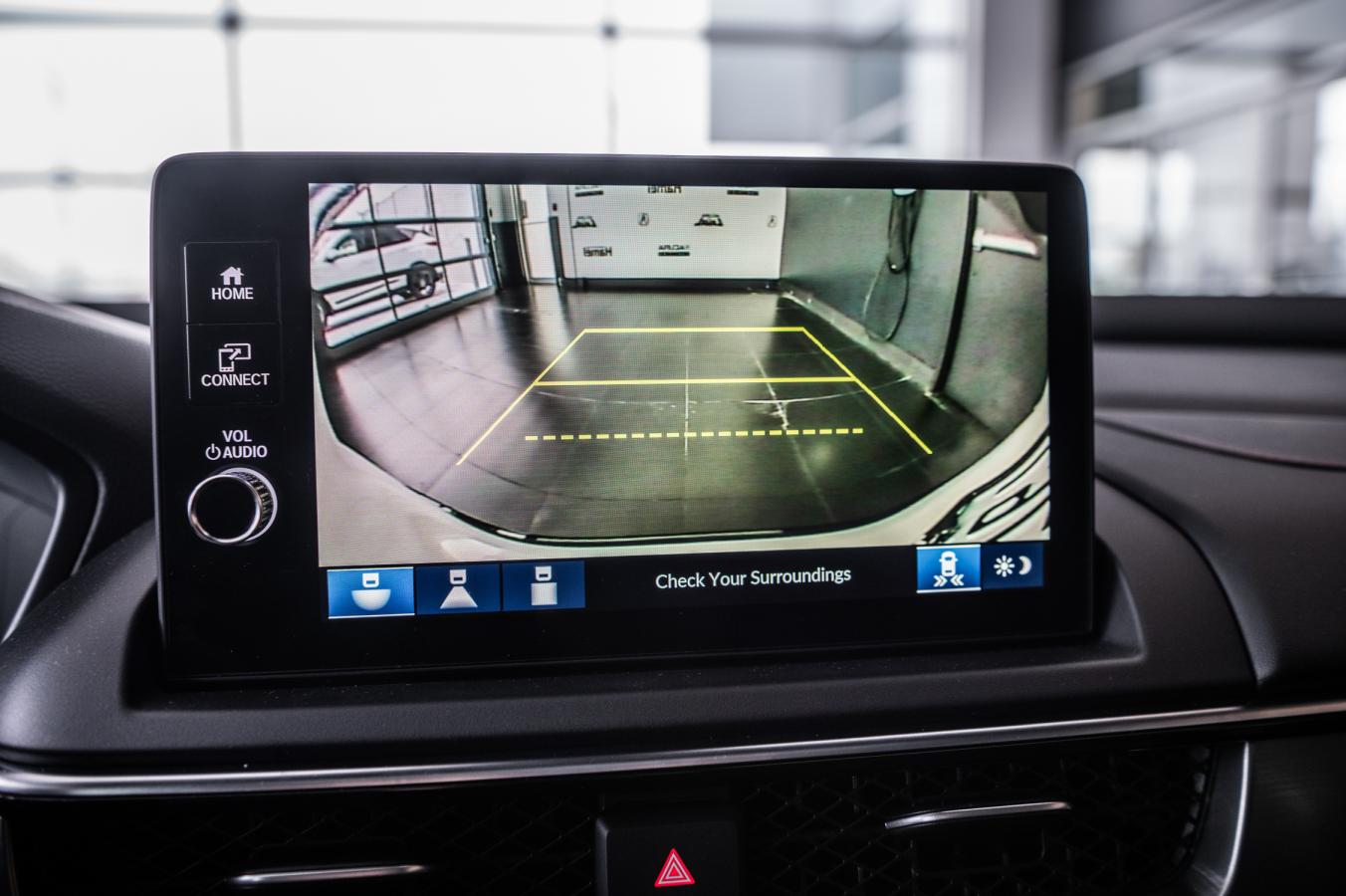 2025 Acura ADX - Image 23