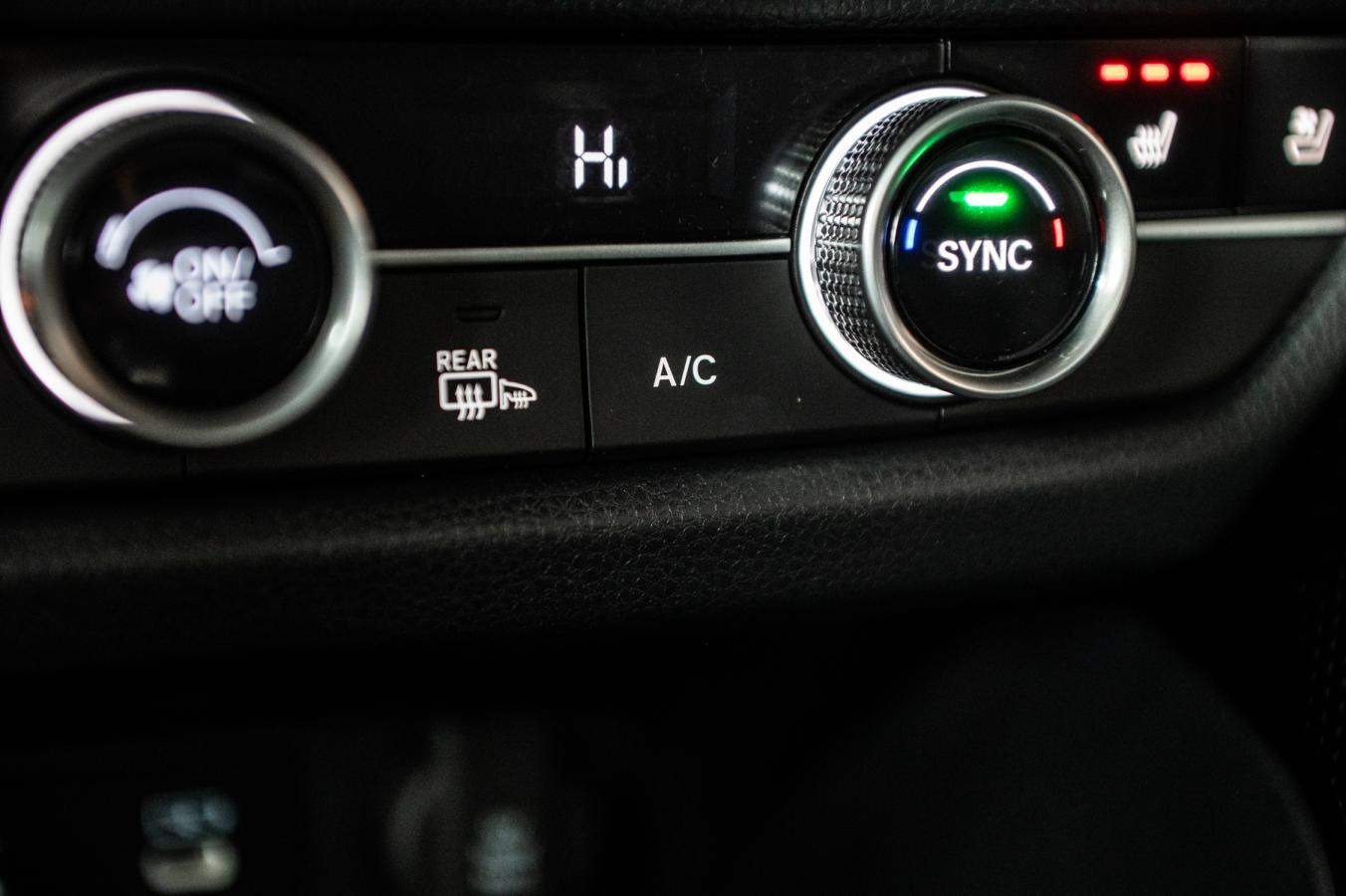 2025 Acura ADX - Image 26