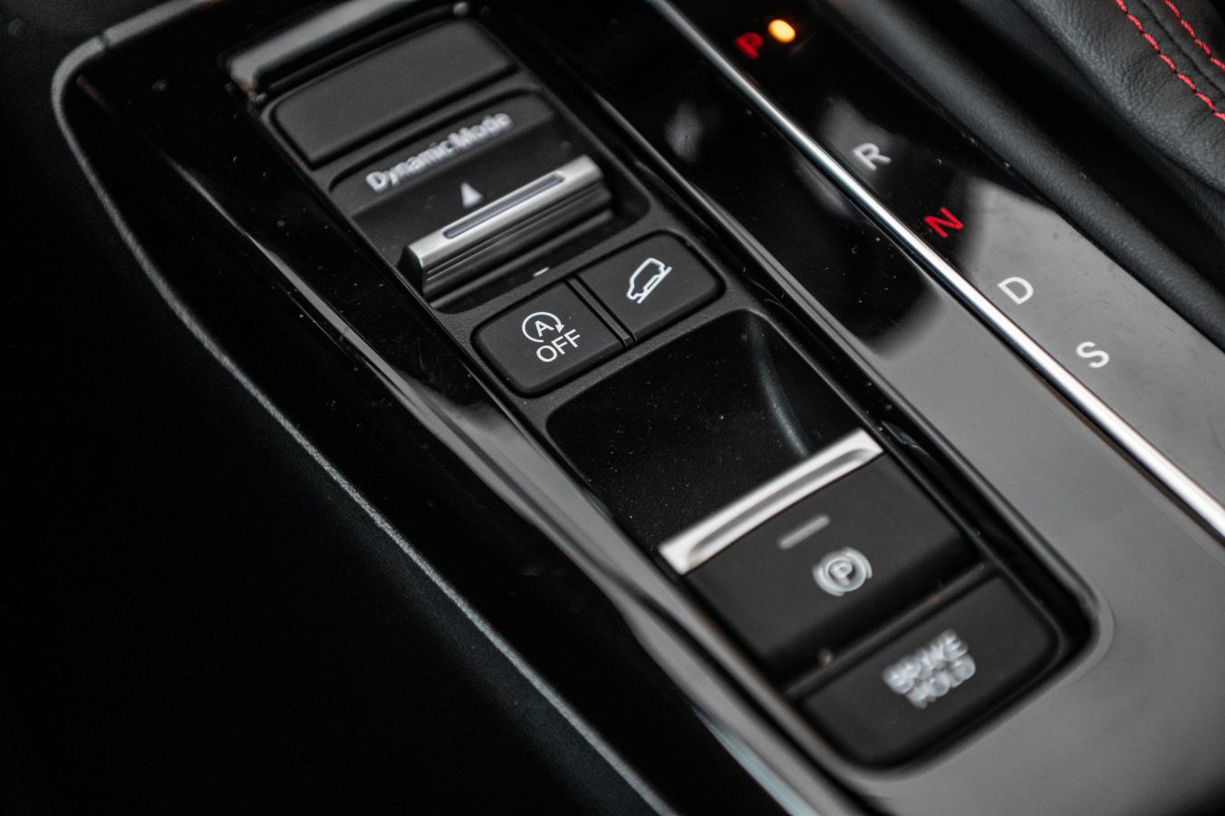 2025 Acura ADX - Image 29