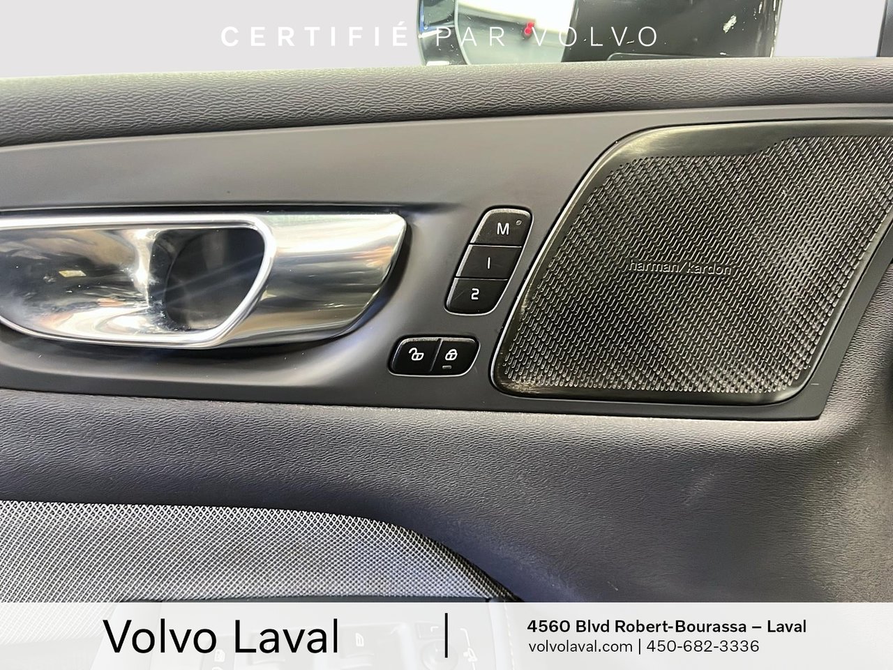 2022 Volvo XC60 - Image 11