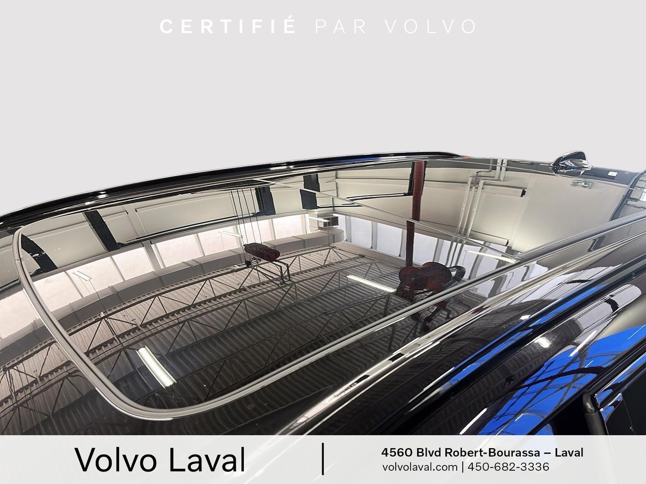 2022 Volvo XC60 - Image 17