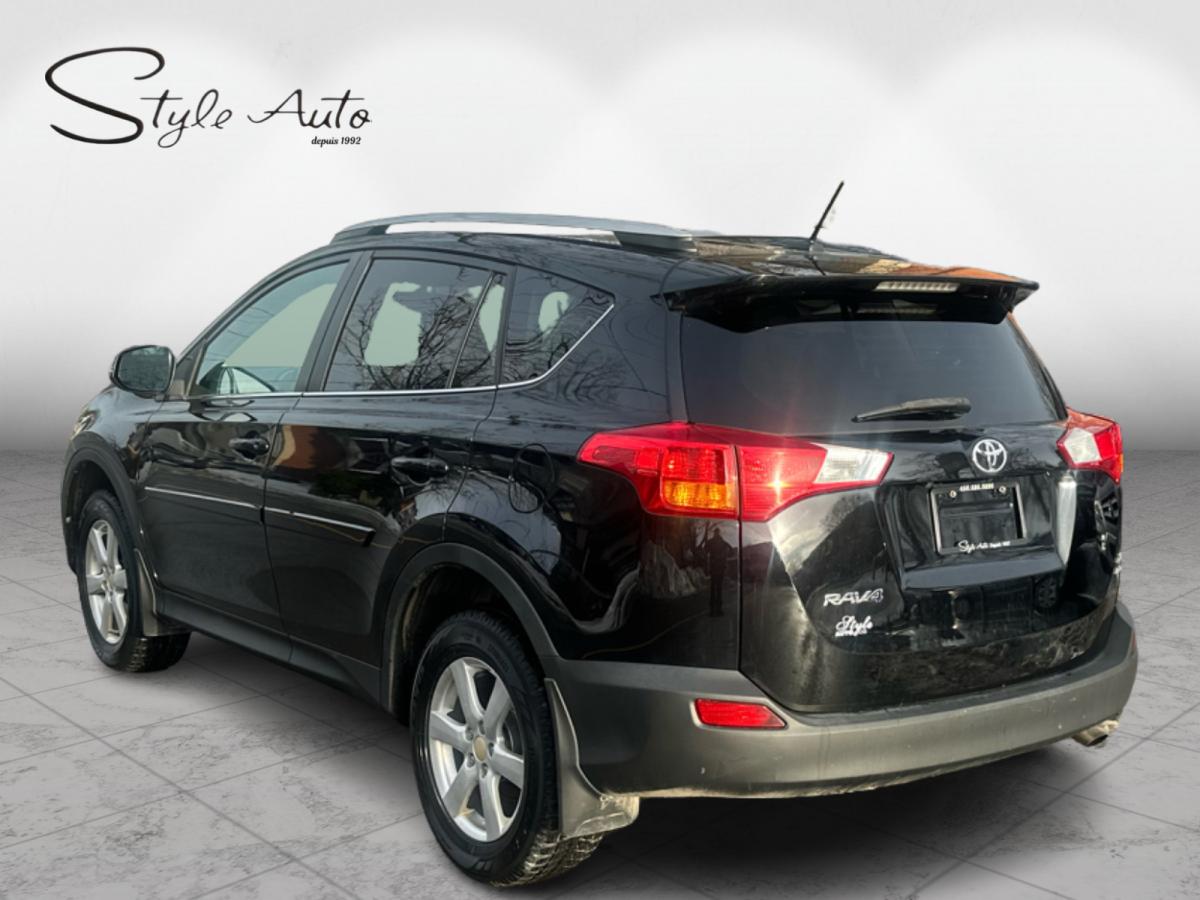 2014 Toyota RAV4 - Image 4