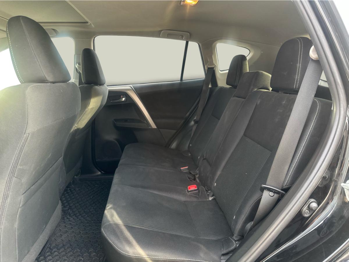 2014 Toyota RAV4 - Image 12